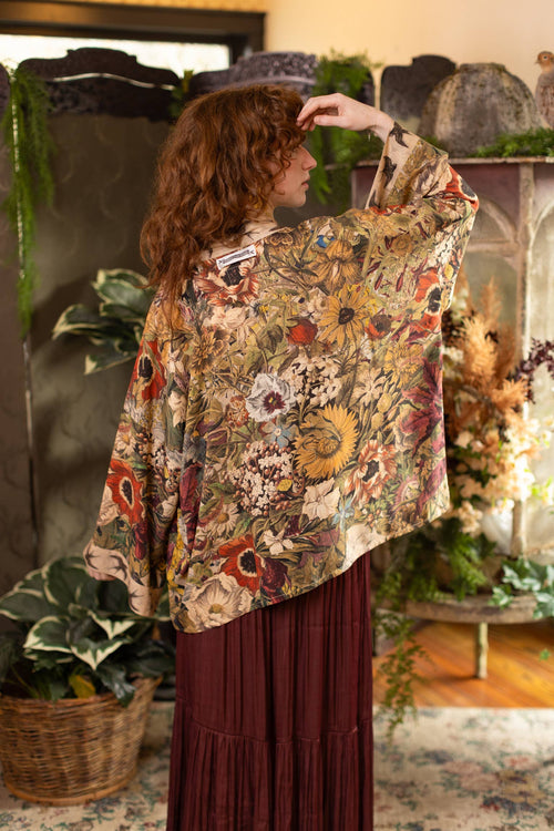 Golden Hour Pixie Duster Cropped Kimono w/ Floral Print