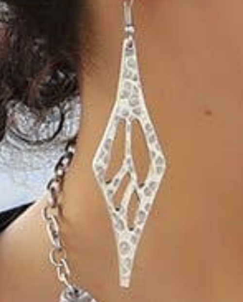 1104 Avens Fine Silver Plated Earrings