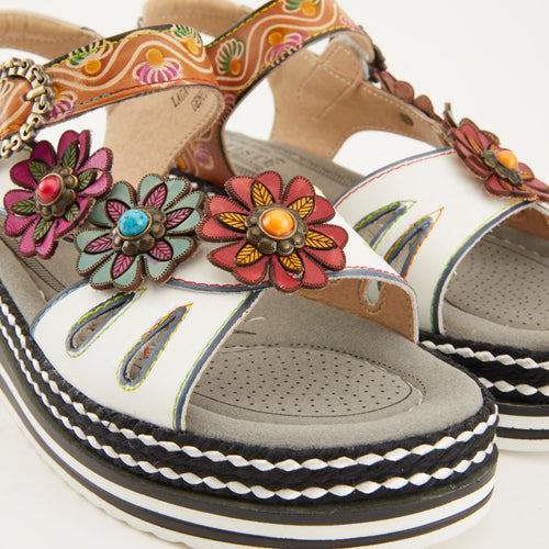 Laga - White Shoes L'Artiste