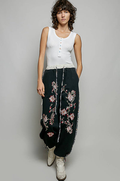 Floral Embroidery Print Patch Joggers UWP43